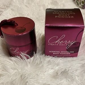 Urban Decay Cherry Scented Sparkling Body Powder - Cherry Pink